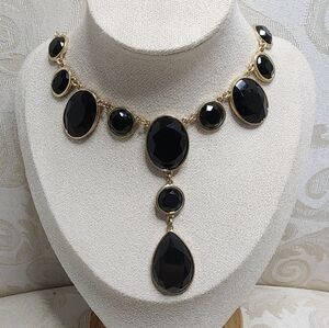 Y2K Elegant Black and Gold Lariat Necklace
